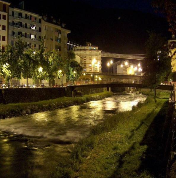 Hotel Ana Cangas De Narcea Buitenkant foto